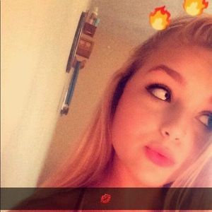 Meet your Posher, Marissa